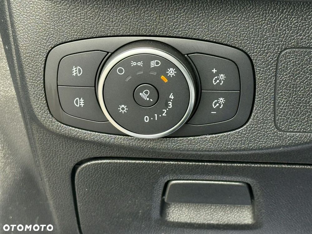 Ford Focus - 12