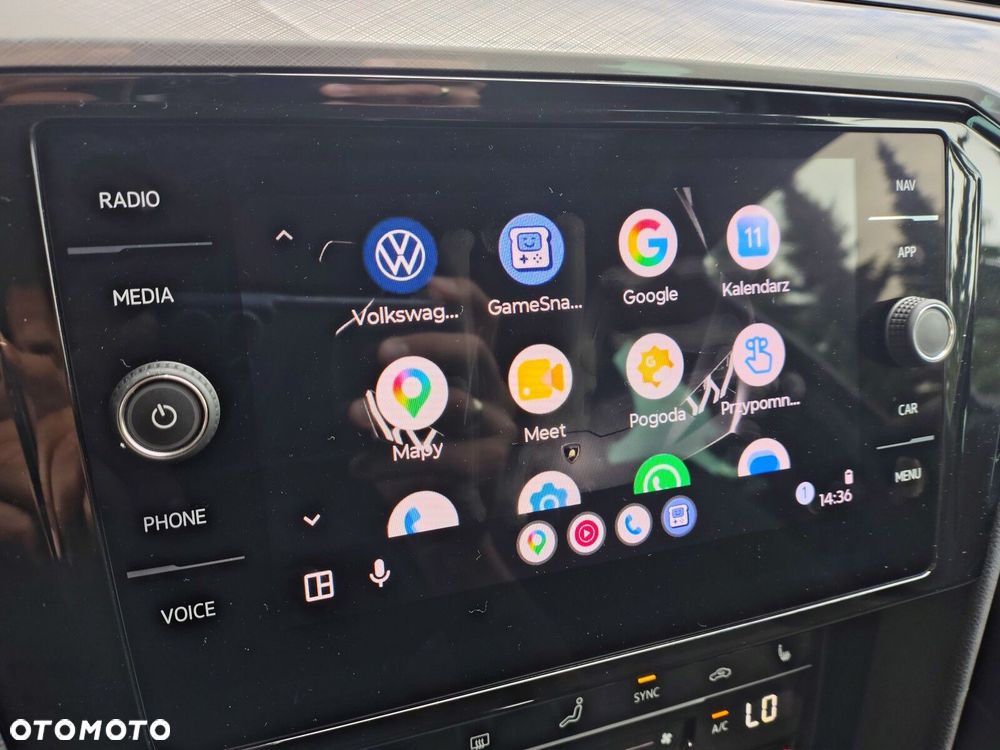 Volkswagen Passat - 37