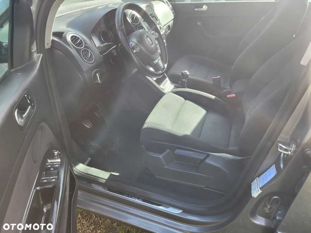 Volkswagen Golf Plus - 28