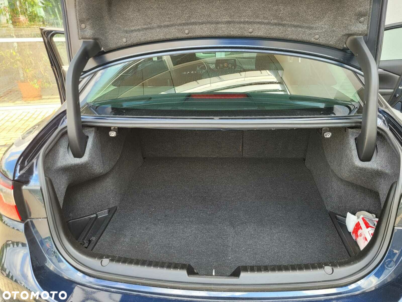 Mazda 6 - 12