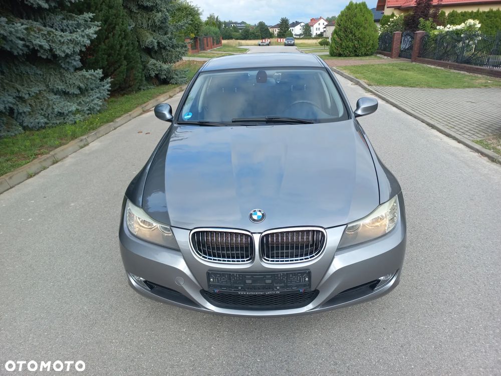 BMW Seria 3 318i Edition Exclusive - 12