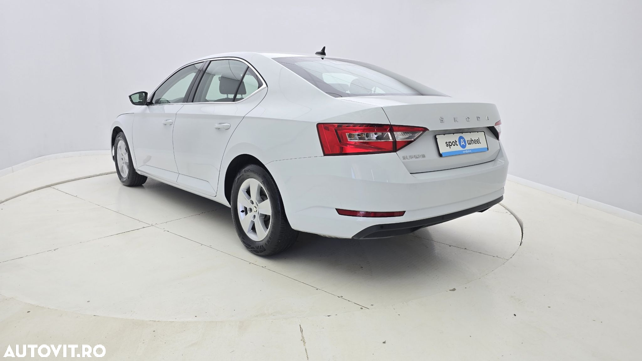 Skoda Superb - 8
