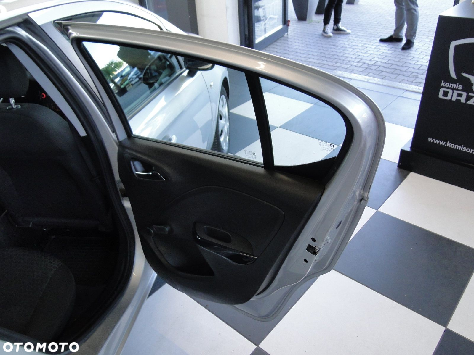 Opel Corsa - 12