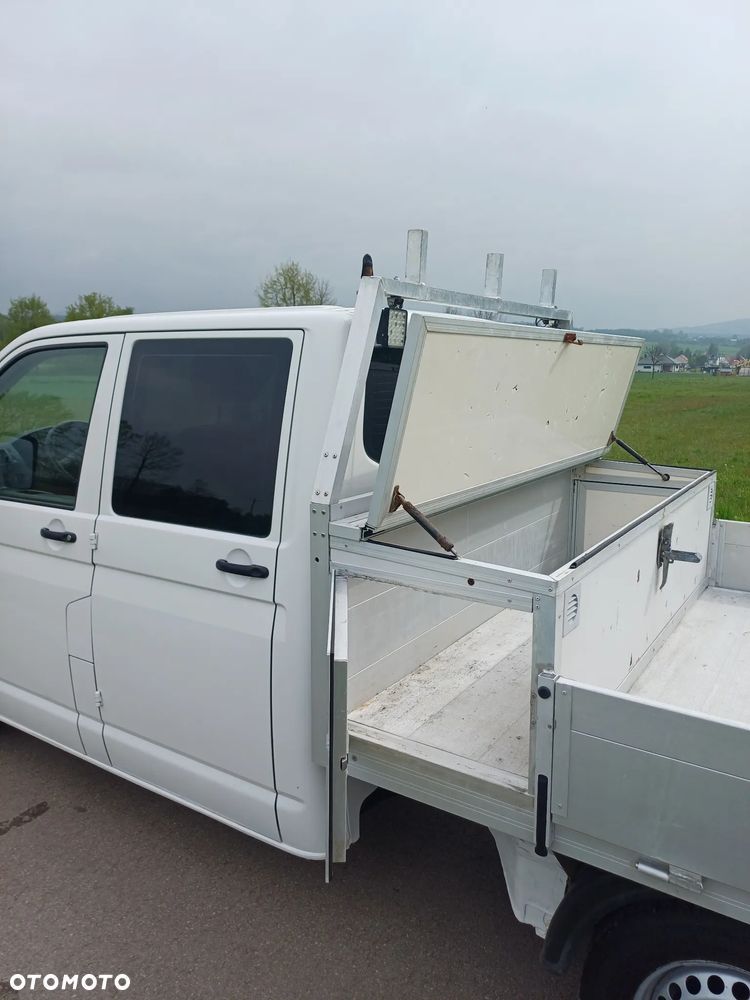 Volkswagen Transporter - 21