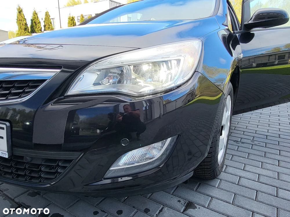 Opel Astra - 32