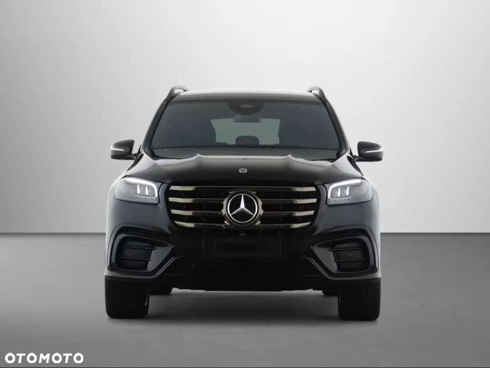 Mercedes-Benz GLS - 2