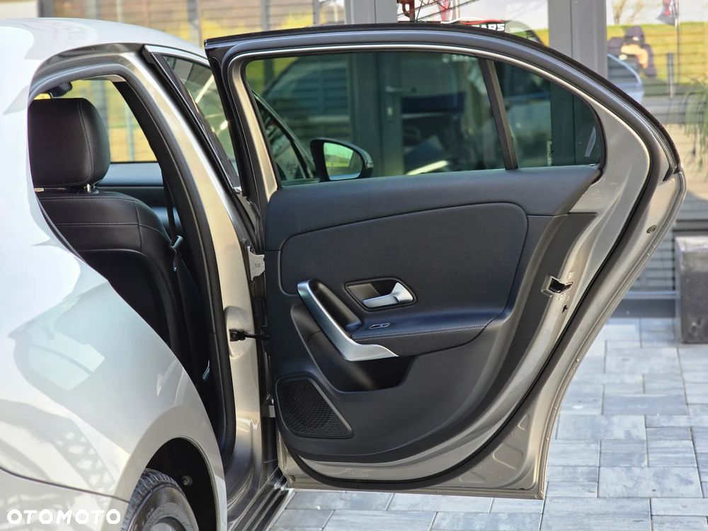 Mercedes-Benz Klasa A 200 d 8G-DCT Edition 2020 - 29