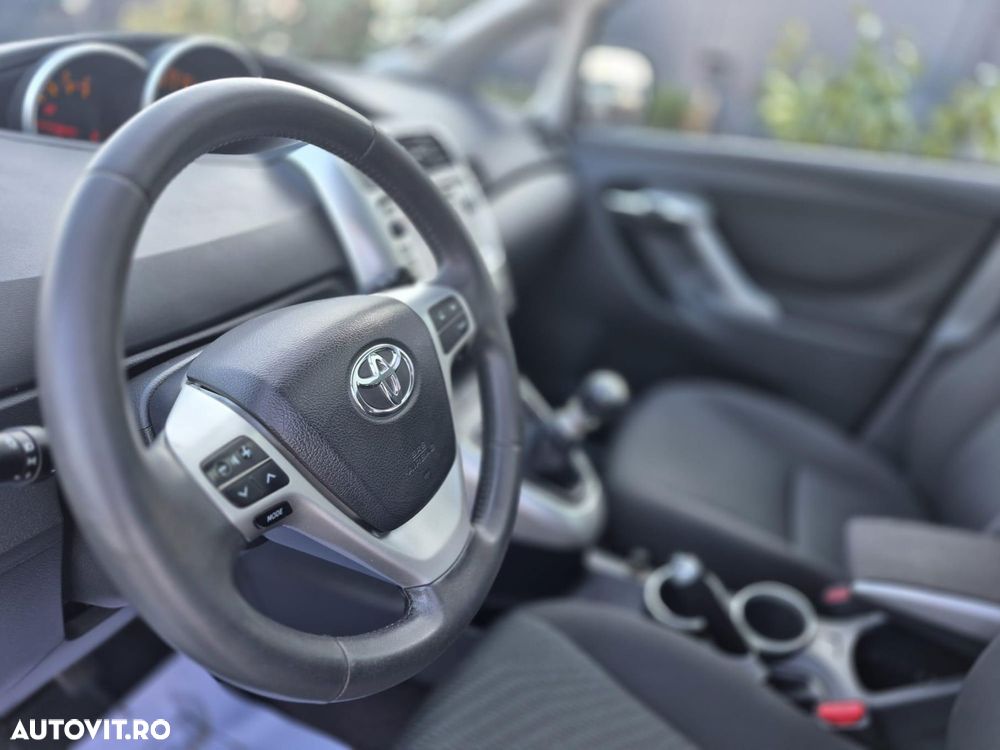 Toyota Verso - 14