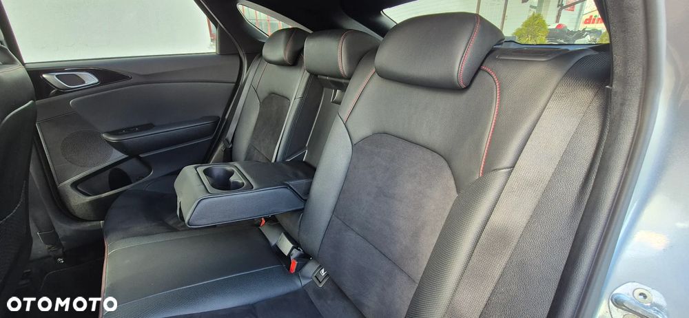 Kia ProCeed 1.6 T-GDI DCT7 OPF GT - 14