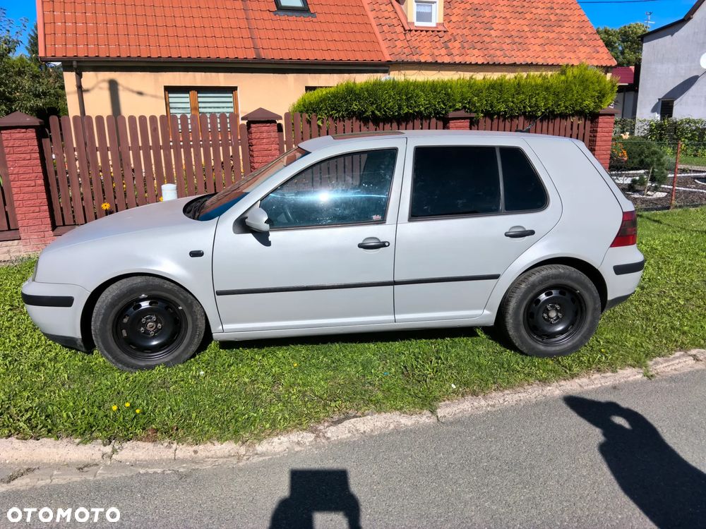 Volkswagen Golf 1.9 TDI Basis - 4