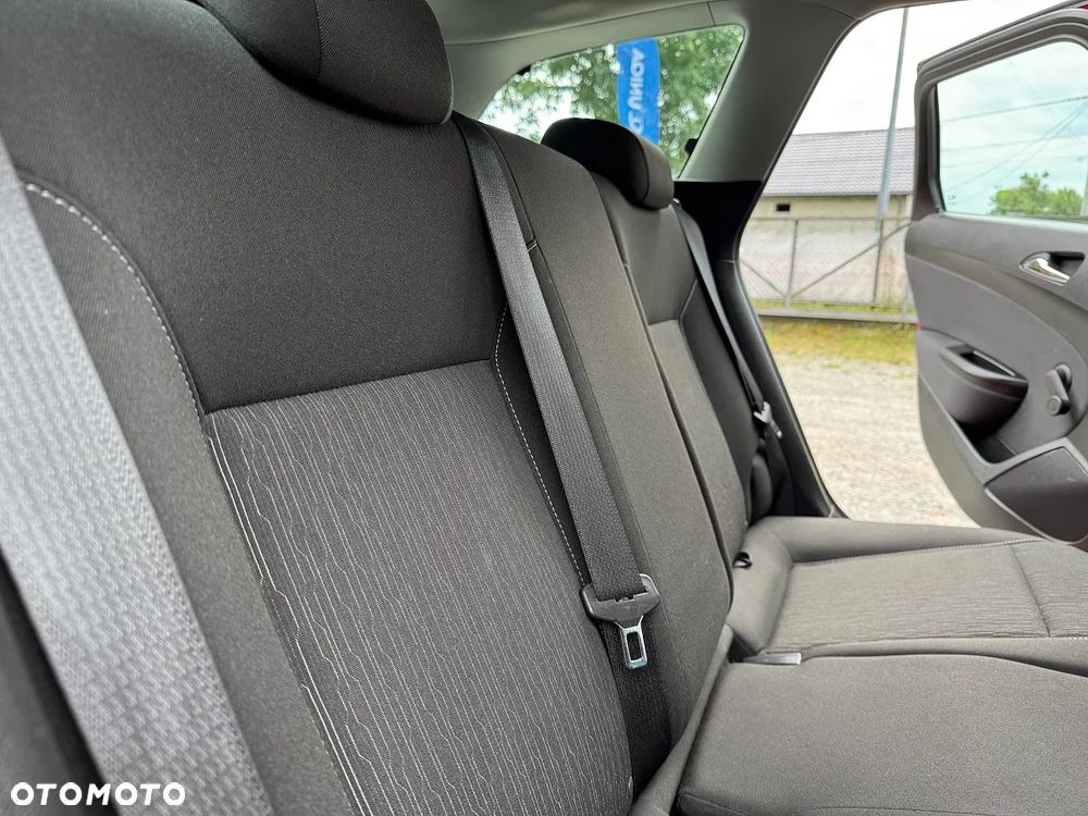 Opel Astra - 24