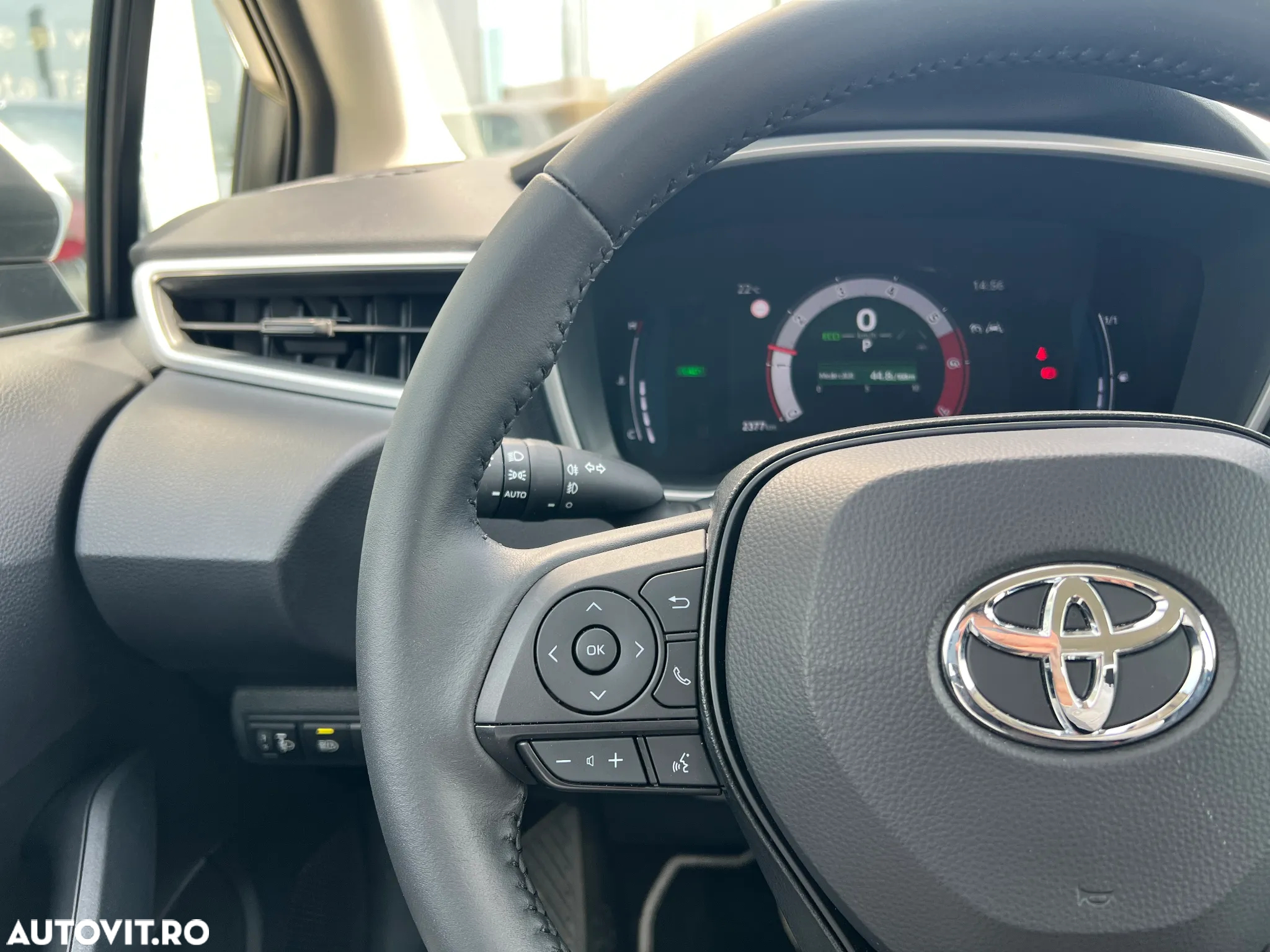 Toyota Corolla 1.8 HSD Eco - 20
