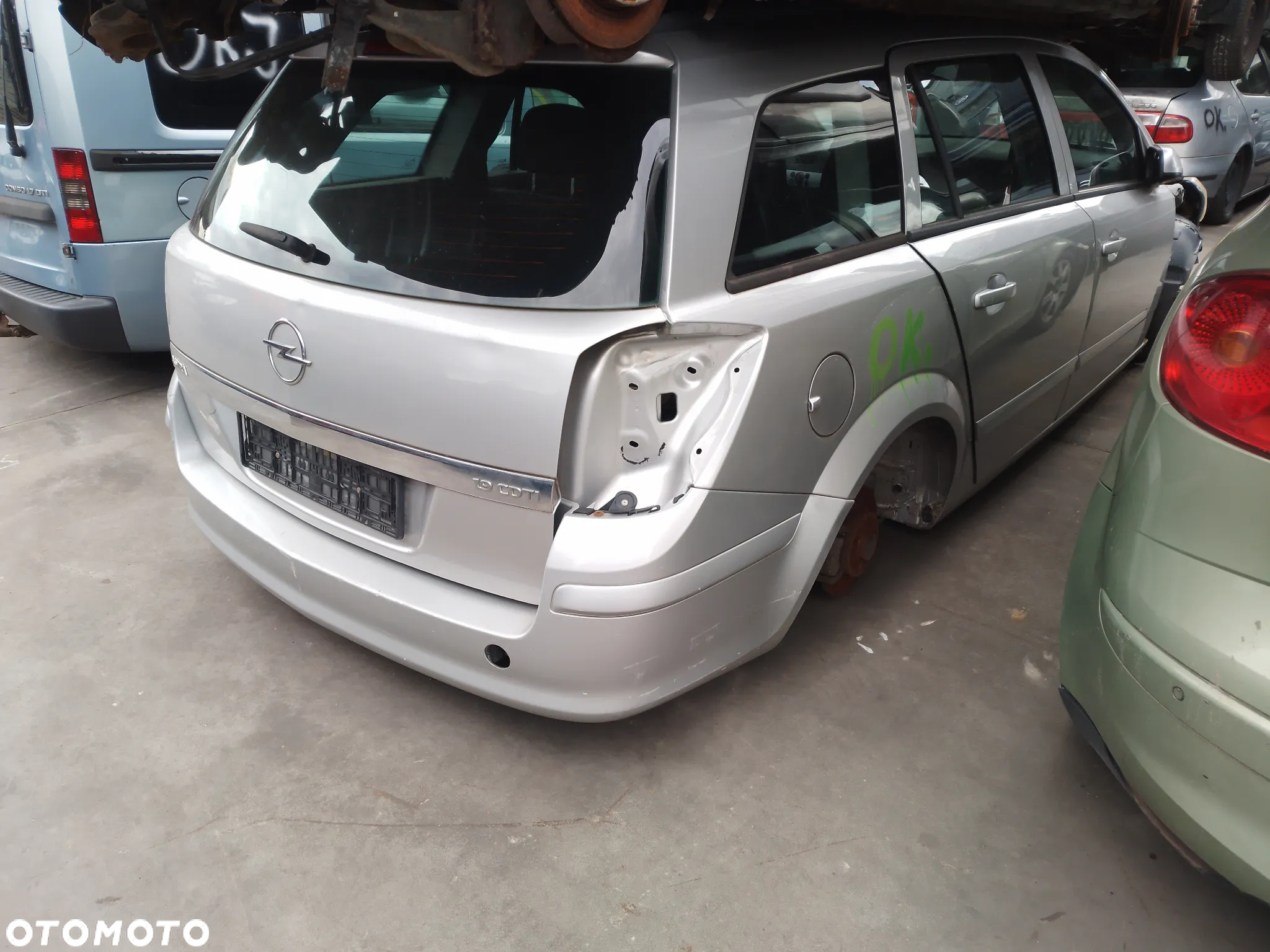OPEL ASTRA H III 1.9 CDTI 06-10 LIFT KLAPKA WLEWU PALIWA  Z157 - 9