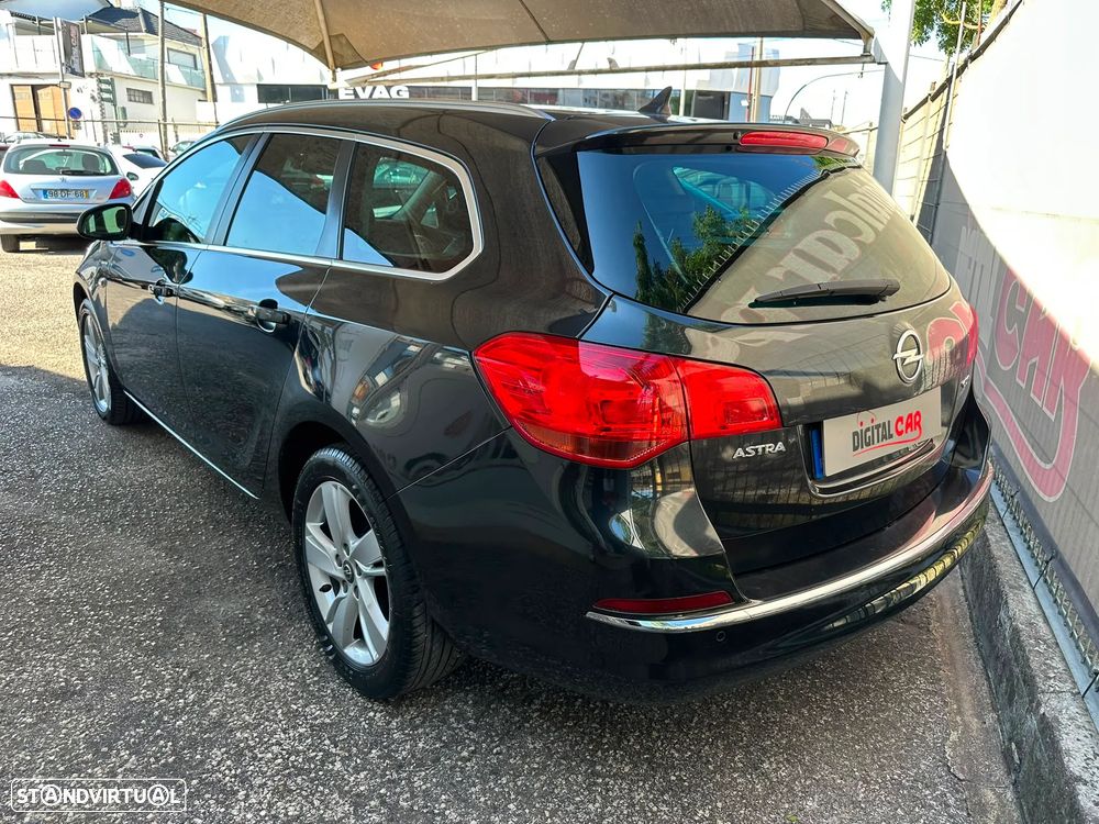 Opel Astra Sports Tourer 1.6 CDTi Cosmo S/S J19 - 10