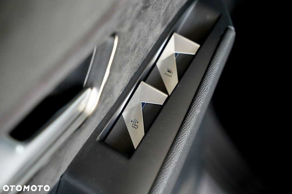 DS Automobiles DS 7 Crossback - 25