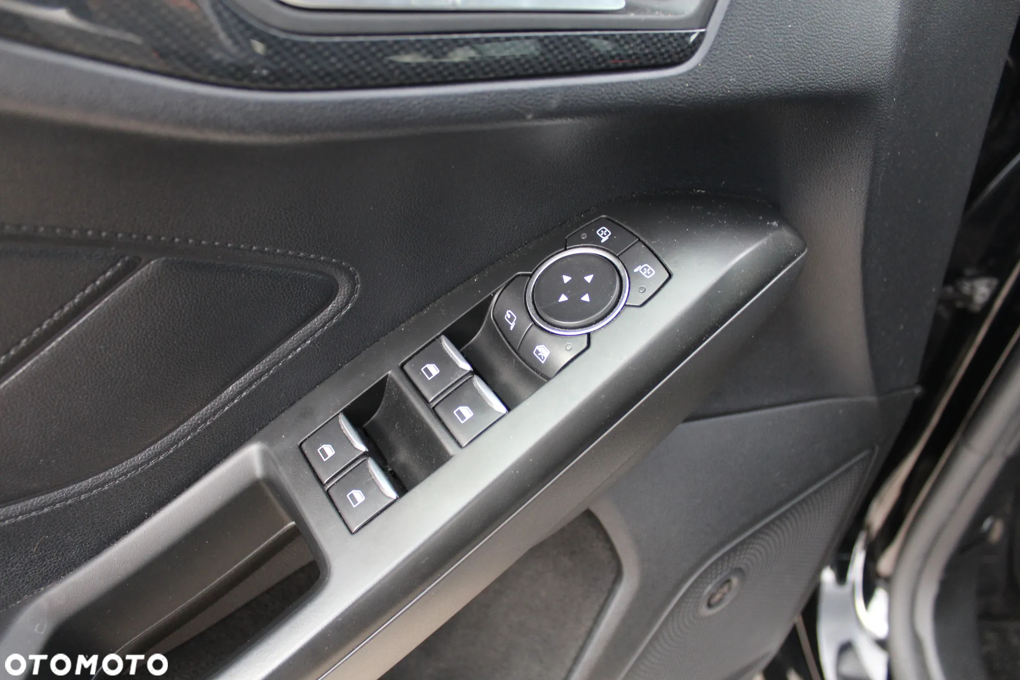 Ford Focus 1.0 EcoBoost ST-Line Black ASS - 12