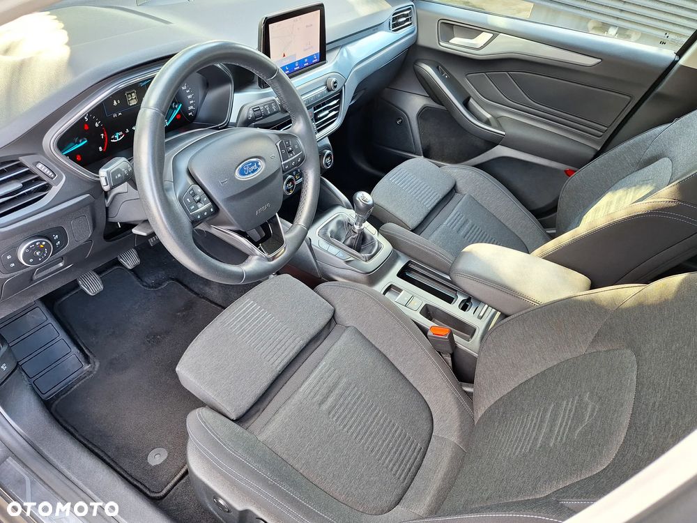 Ford Focus 1.5 EcoBoost Active Business - 21