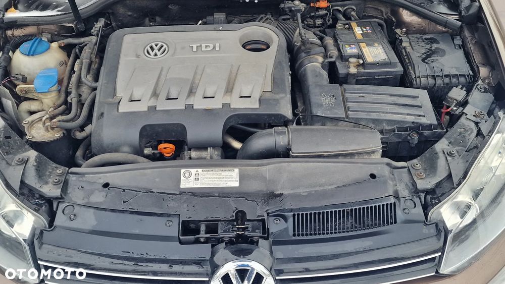 Volkswagen Golf 2.0 TDI DPF DSG Comfortline - 15