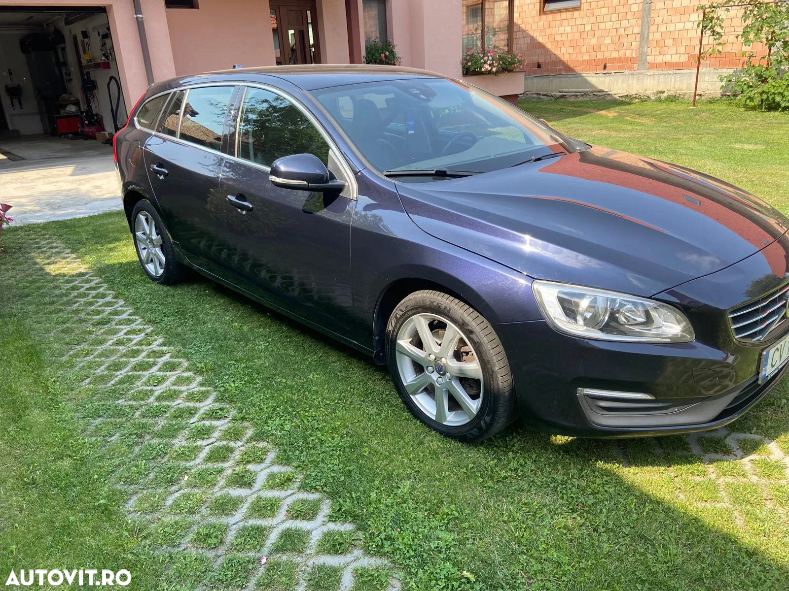 Volvo V60 D2 DRIVe Momentum - 6