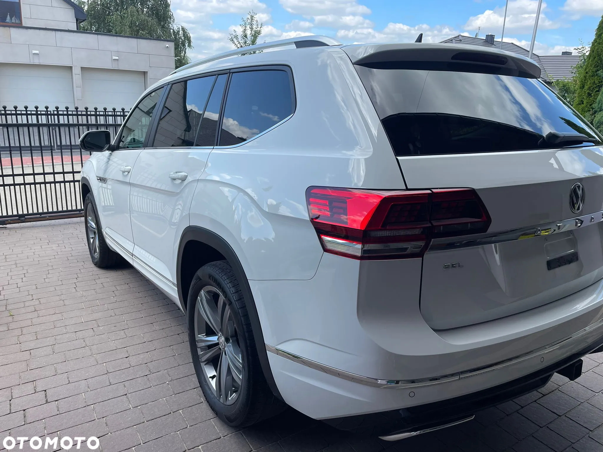 Volkswagen Atlas - 4