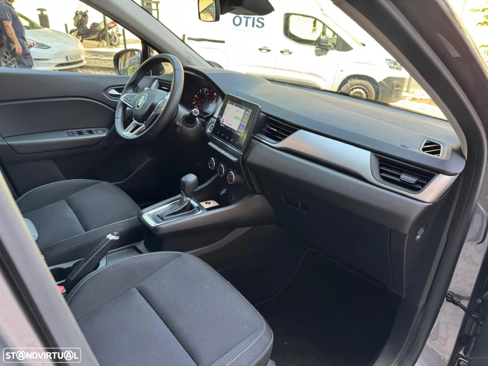 Renault Captur 1.5 dCi Exclusive EDC - 14
