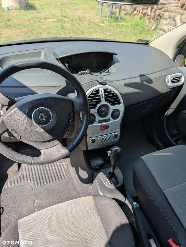 Renault Modus 1.6 16V ESP Dynamique - 11