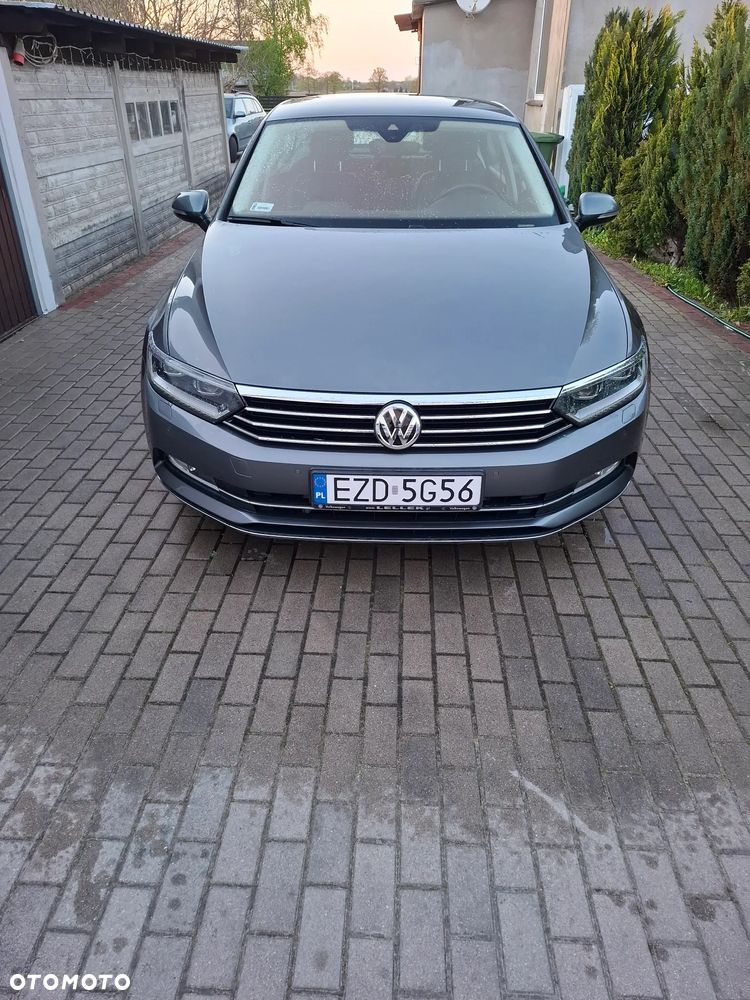Volkswagen Passat 1.8 TSI BMT Highline - 1