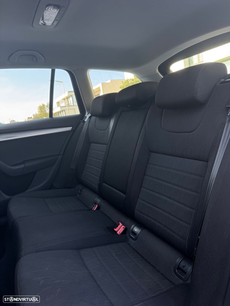 Skoda Octavia Break 1.6 TDi Style DSG - 7