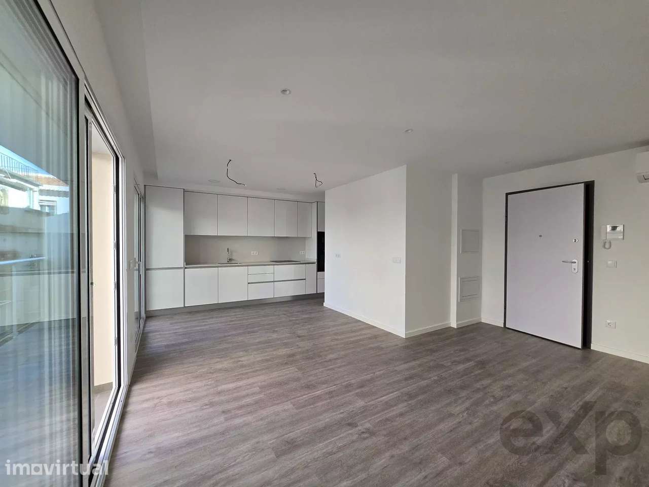 Apartamento T2 Novo | Nazaré | 100 m da Praia - Grande imagem: 2/19