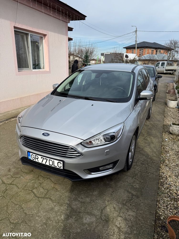 Ford Focus - 11