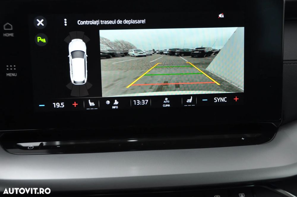 Skoda Octavia Combi 2.0 TDI (Green tec) DSG Style - 23