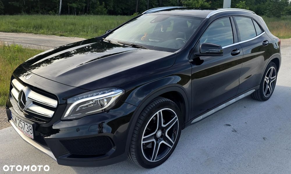 Mercedes-Benz GLA 250 4Matic 7G-DCT AMG Line - 1