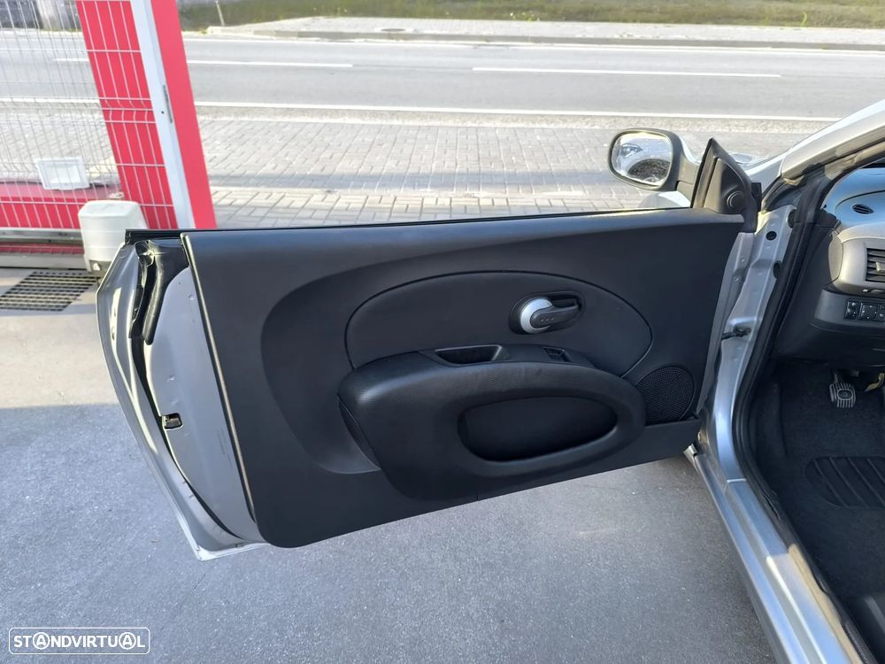 Nissan Micra CC 1.4 Tekna Pack+Premium - 23