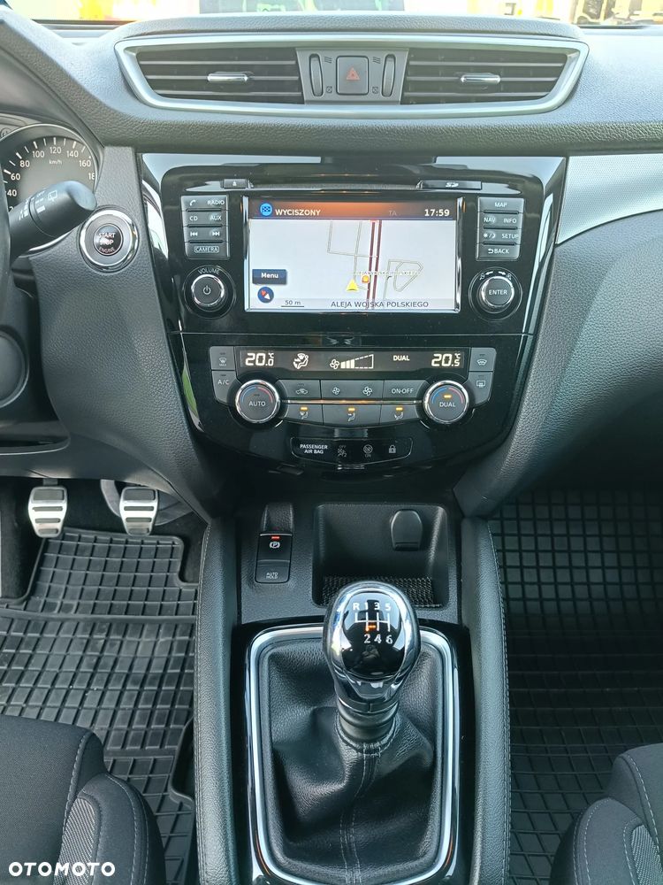 Nissan Qashqai 1.6 DIG-T N-Connecta - 11