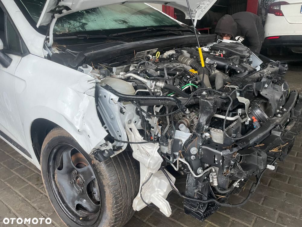 Renault Clio Energy dCi 110 Start & Stop INITIALE PARIS - 27
