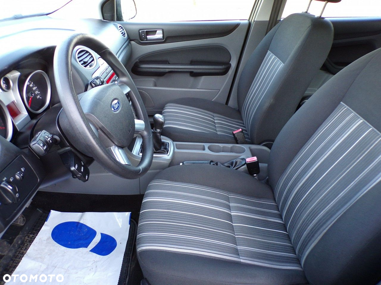 Ford Focus - 18