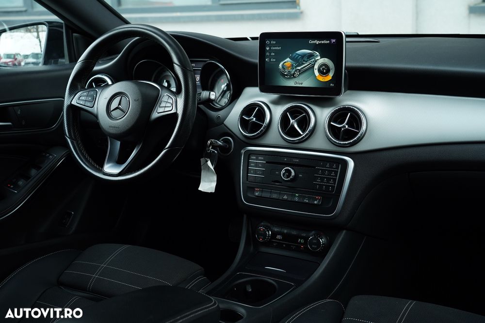 Mercedes-Benz CLA ver-200-d-4matic-7g--dct-peak-edition - 12