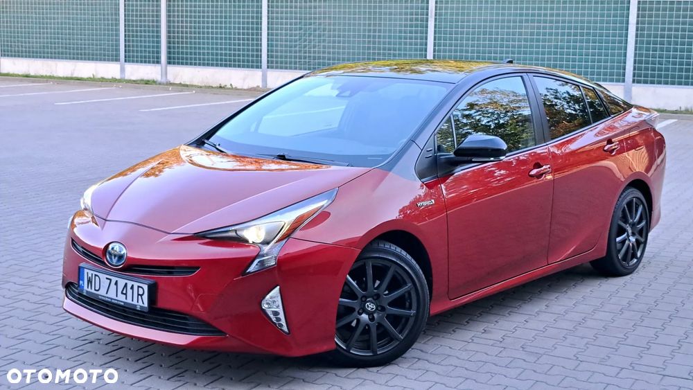 Toyota Prius Hybrid - 2