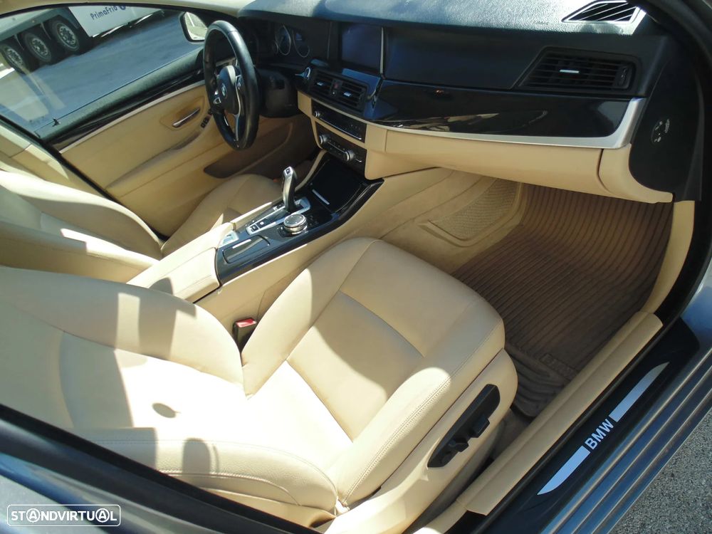 BMW 520 d Line Luxury Auto - 18