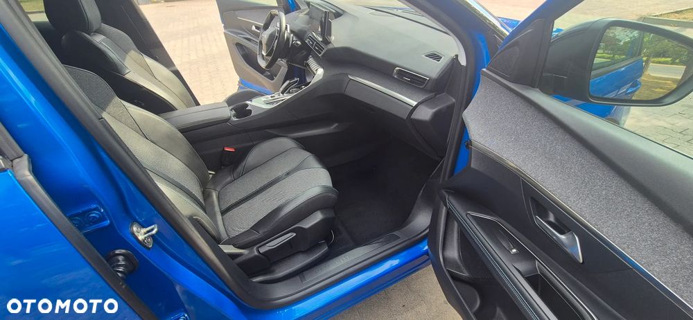 Peugeot 3008 1.2 PureTech GPF Allure S&S EAT8 - 26