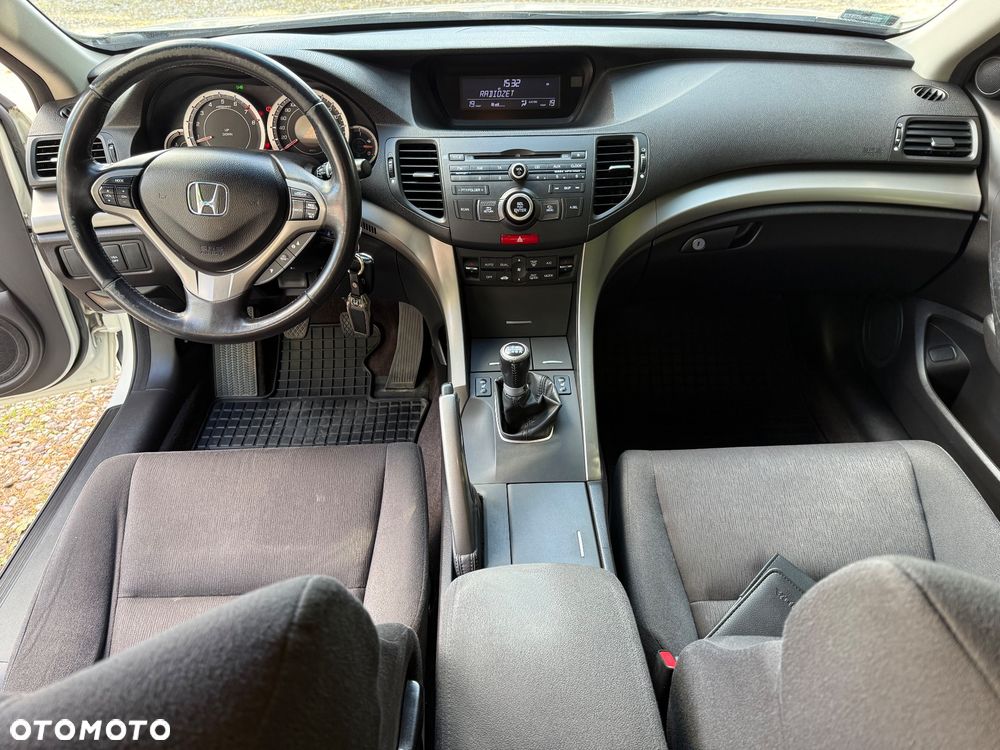 Honda Accord 2.0 Executive - 22