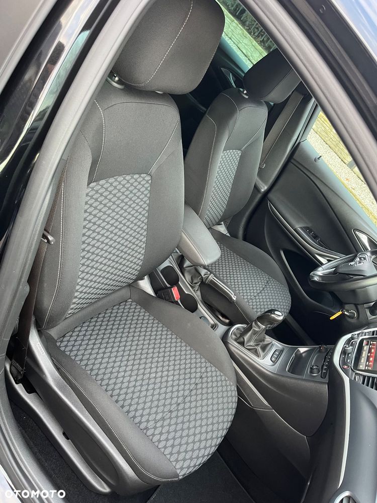 Opel Astra 1.4 Turbo Active - 20