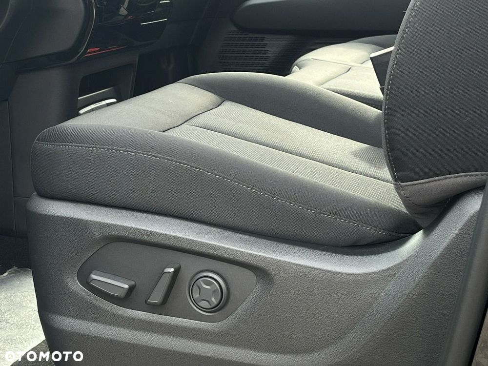 Hyundai Staria - 10