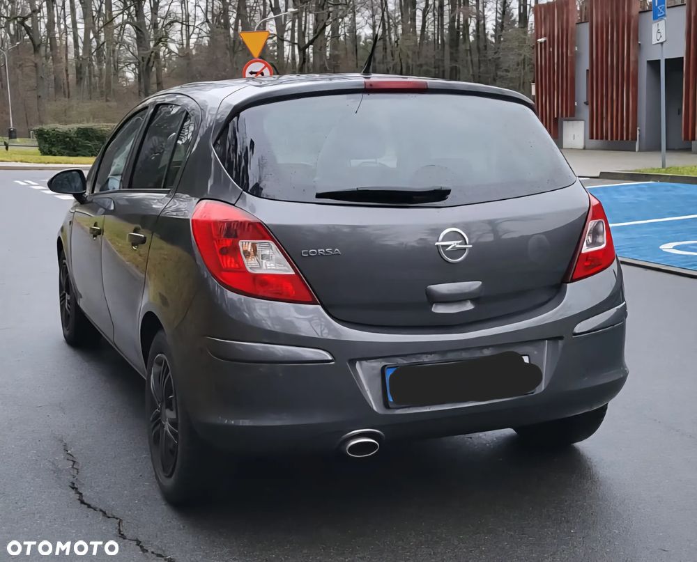 Opel Corsa 1.4 16V Enjoy - 8