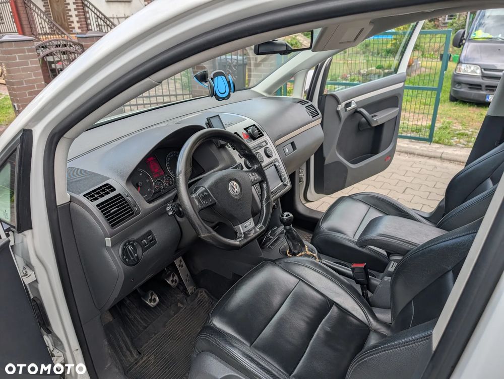Volkswagen Touran 2.0 TDI DPF R-Line Edition - 8