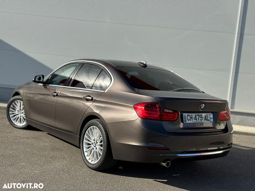 BMW Seria 3 320d - 33