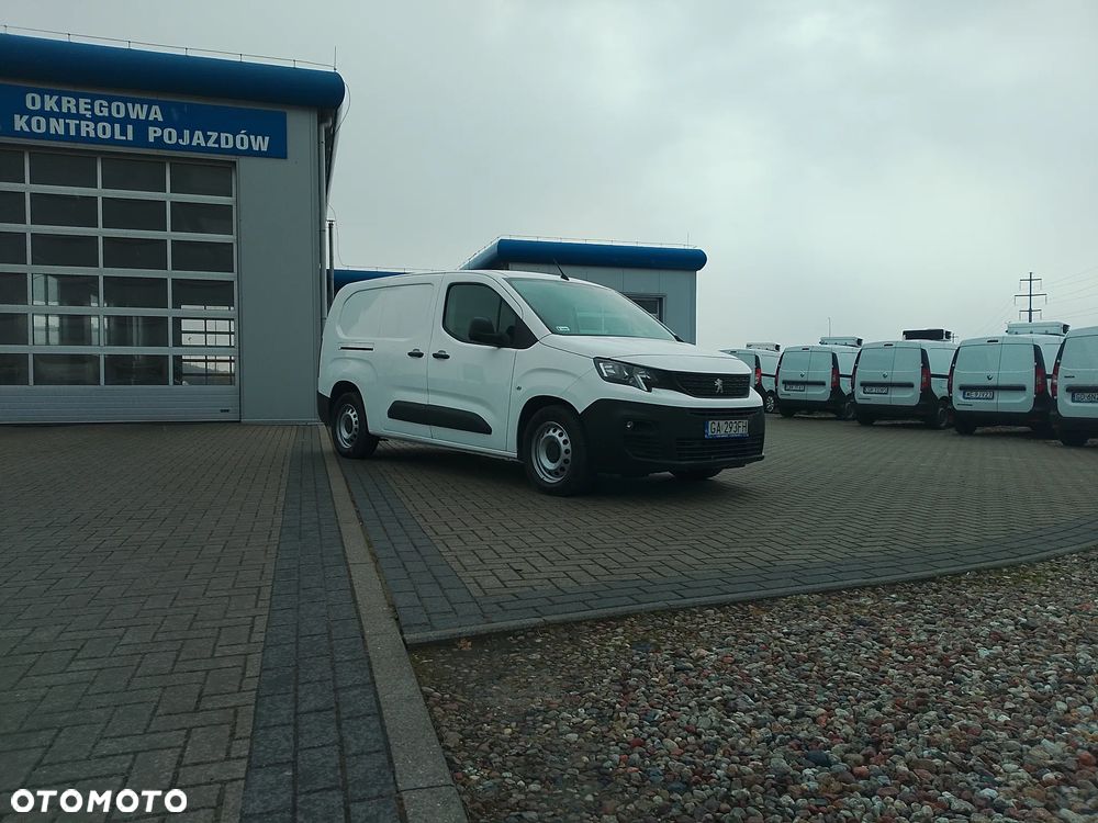 Toyota Proace City Partner Berlingo Combo Doblo L2 Izoterma Chłodnia Salon PL półka Inox 3 osoby - 10