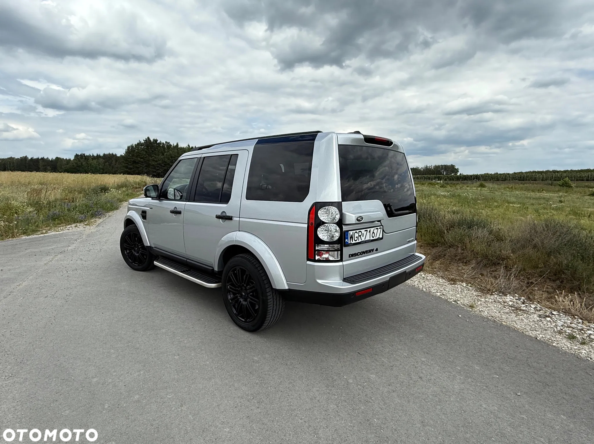 Land Rover Discovery 3.0 Si6 HSE Luxury - 4