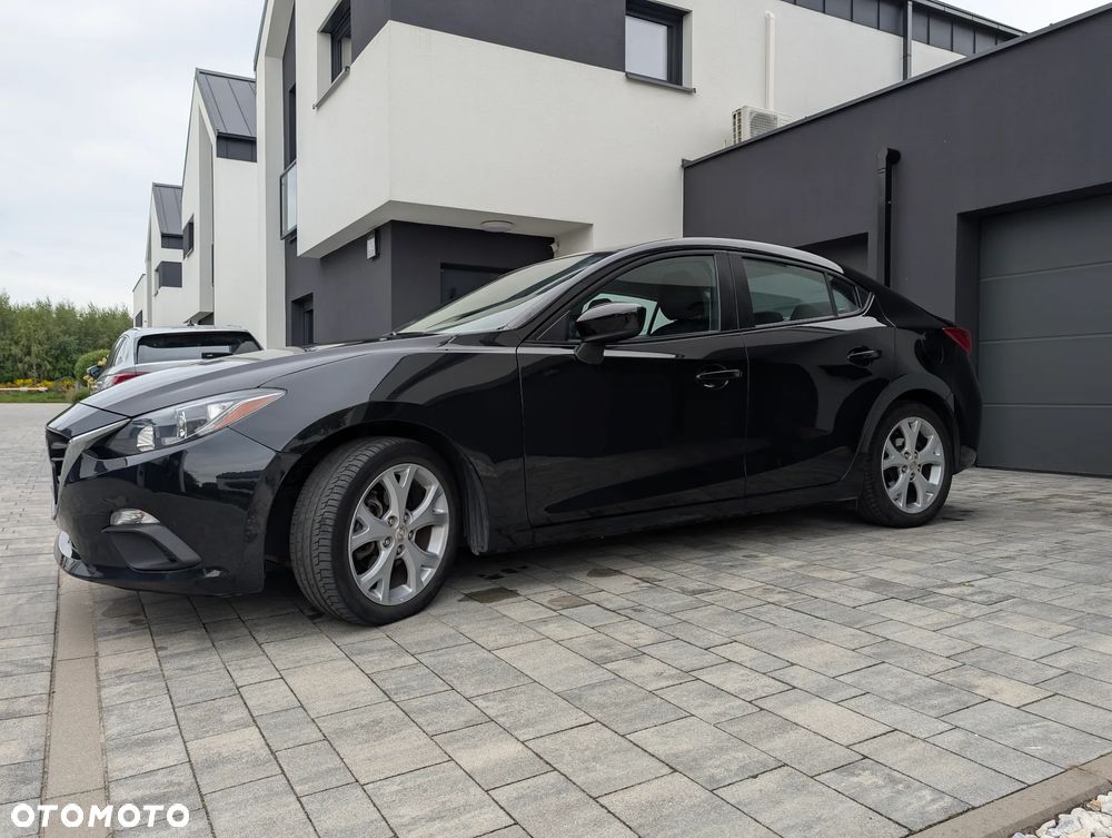 Mazda 3 - 4