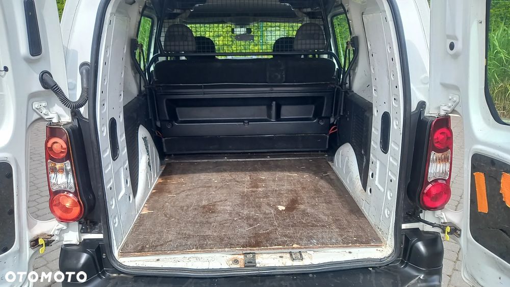 Peugeot Partner L2 Presence - 12